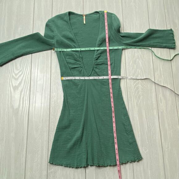 Free People Women's Green Crepe Deep V Neckline Mini Dress Size Small Altered - Picture 4 of 12